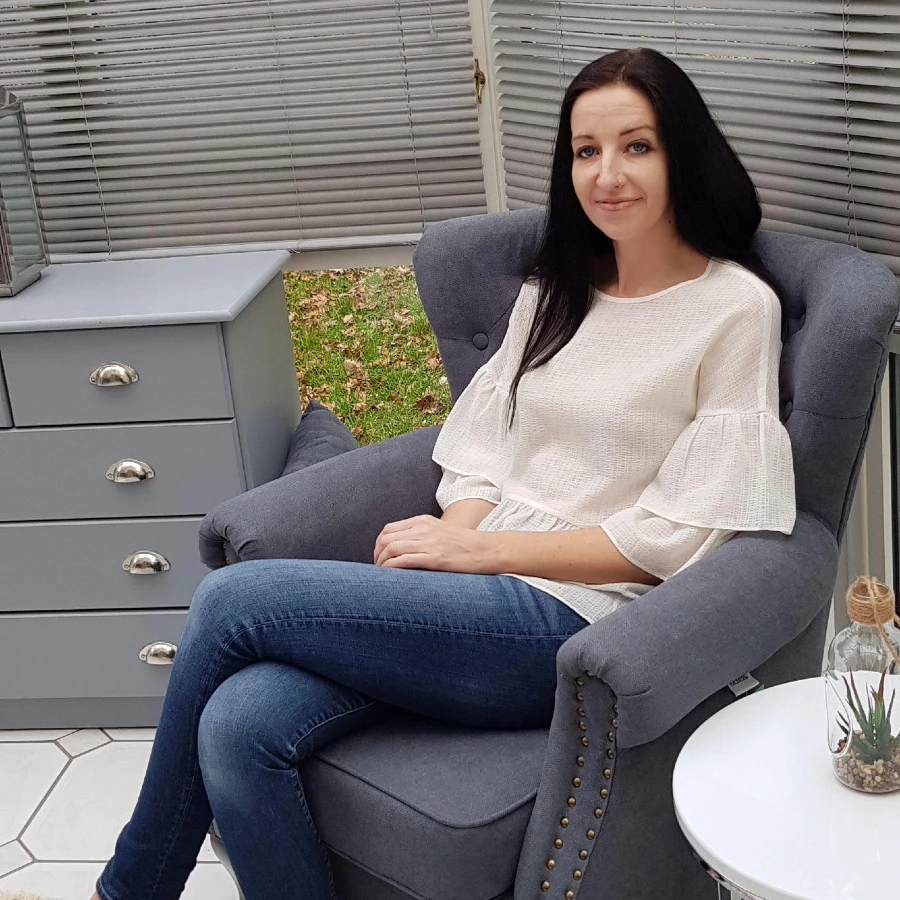 1730085003_1730084999_amanda